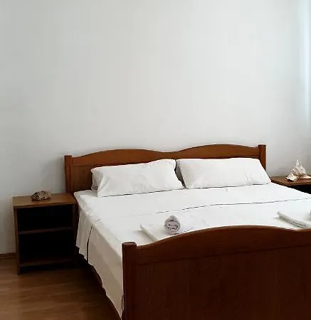 Jela * Baška Voda