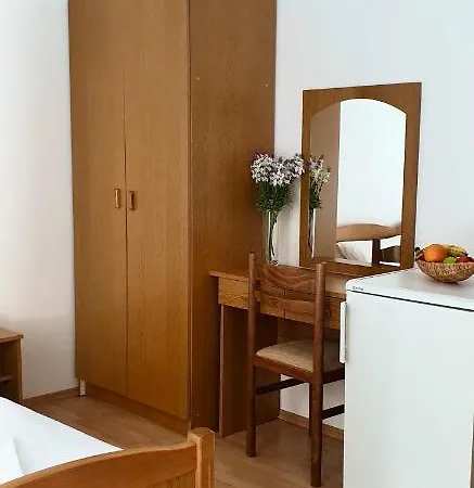 Jela Maison d'hôtes Baška Voda